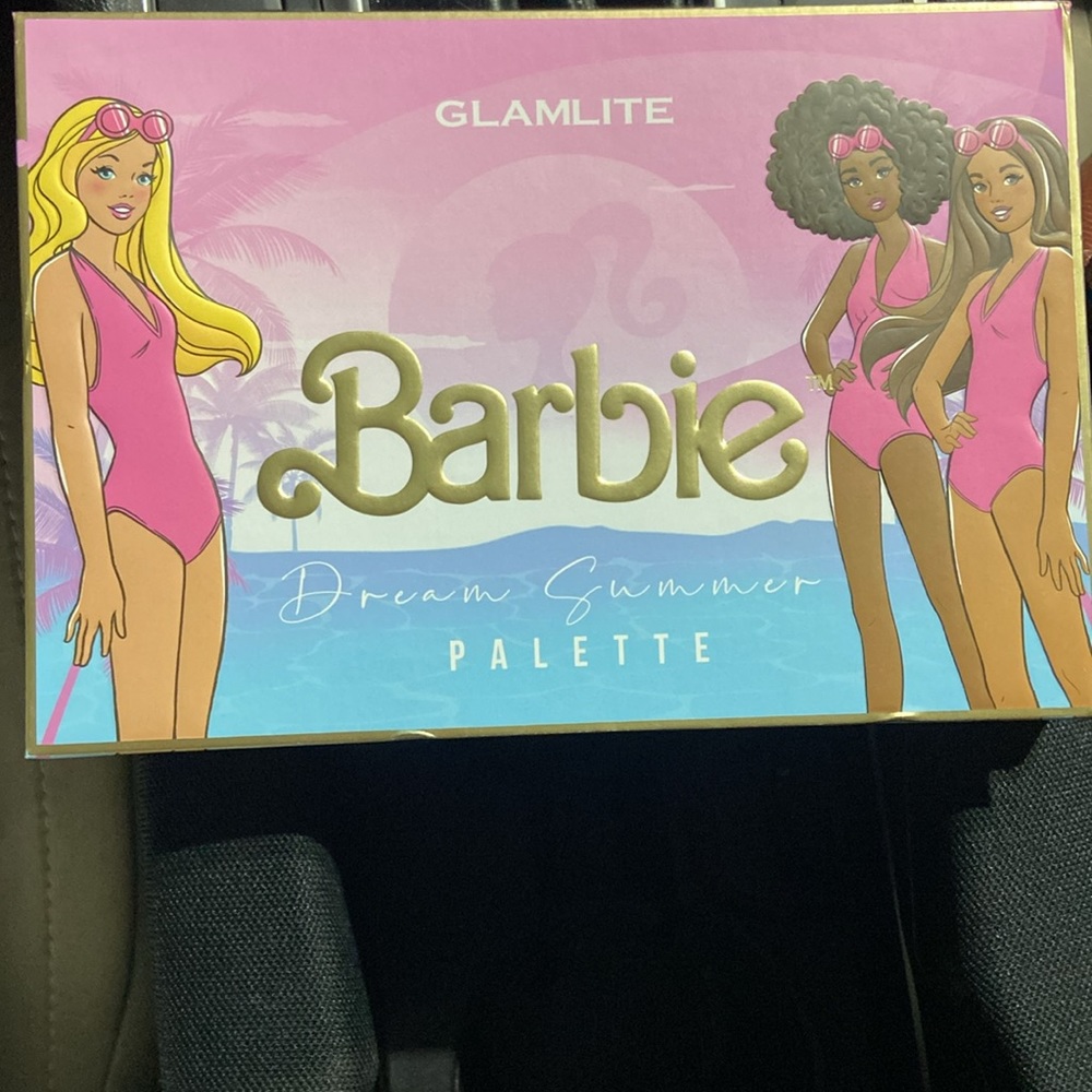Barbie X Glamlite Eyeshadow Palette 💕 Brand New - Picture 7 of 8